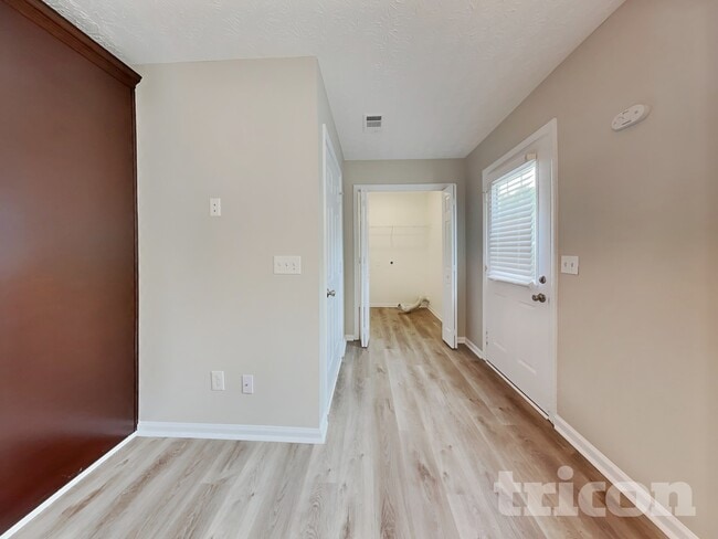 Photo - 45 Brighton Dr