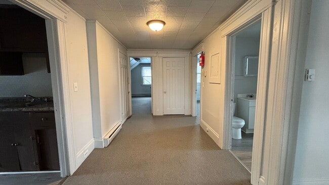 Photo - 46 Walnut St Unit 3rd FL