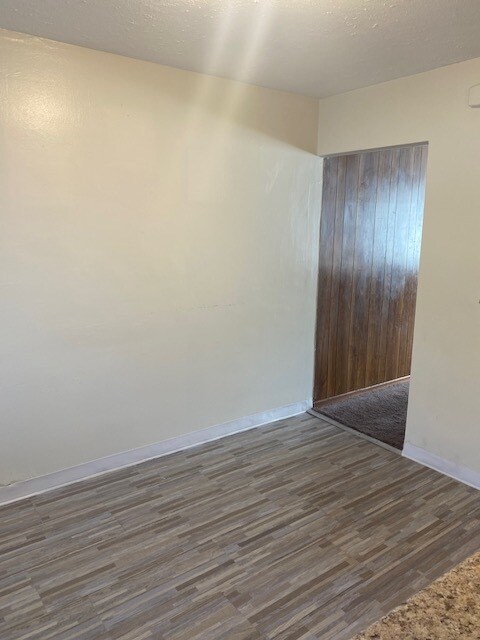 Photo - 225 Dalepark Dr Unit 9