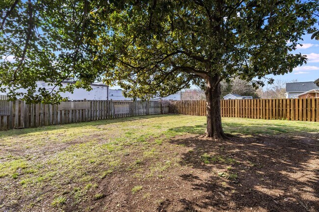 Photo - CITY OF FREDERICKSBURG 3 BEDROOM HOME FOR RENT