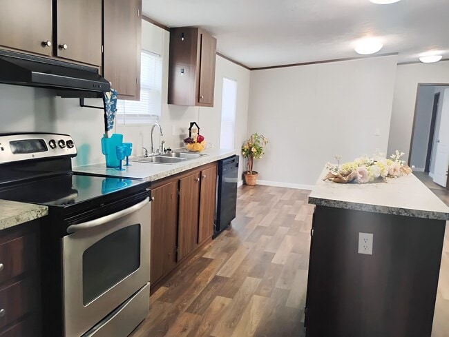 Photo - 161 Rainbow Dr