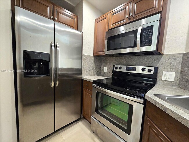 Photo - 3457 NW 44th St Unit 205
