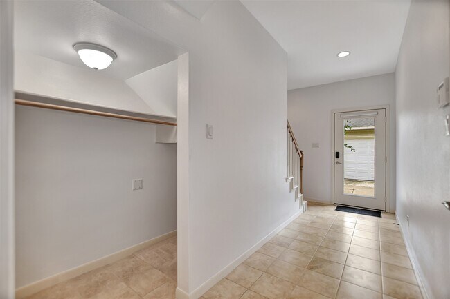 Photo - 5314 Avenue J
