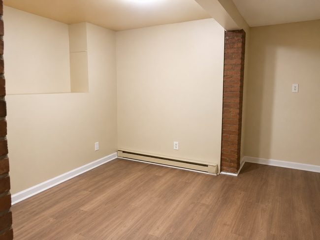 Photo - 9 Thompson St Unit 9 Thompson St, BMST, Troy, NY, 12180