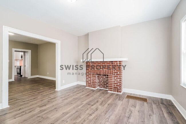 Photo - 761 Seymour Ave Unit 761