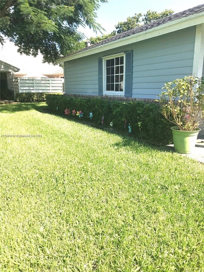 Photo - 13796 SW 149th Cir Ln