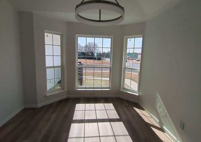 Building Photo - 2201 Tracey Ann Ln