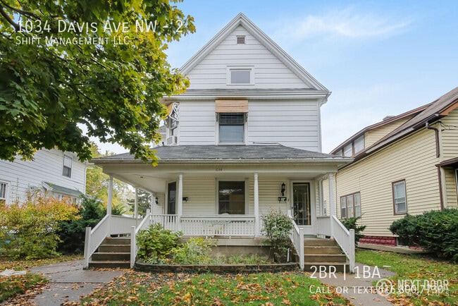 Building Photo - 1034 Davis Ave NW Unit 2