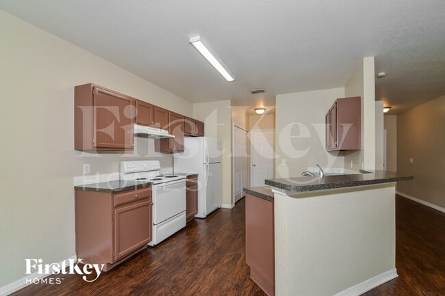 Photo - 2598 N Salford Blvd