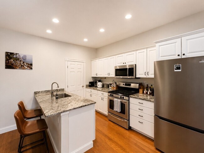 Photo - 63 E Berkeley St Unit 3