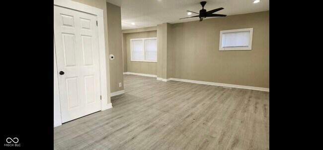 Photo - 261 N Pershing Ave