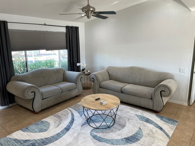 Living Room - 1 Lakeview Cir Unit 1