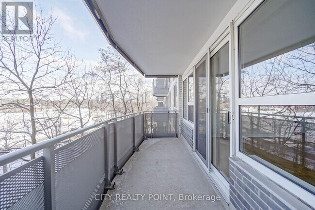 Photo - 10 Shallmar Blvd Unit 308