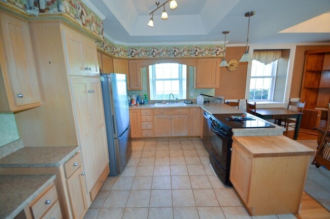 Photo - 3884 Breezy Hill Rd