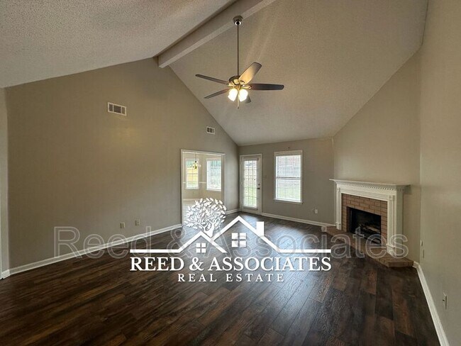 Photo - 3062 Valley Green Ln