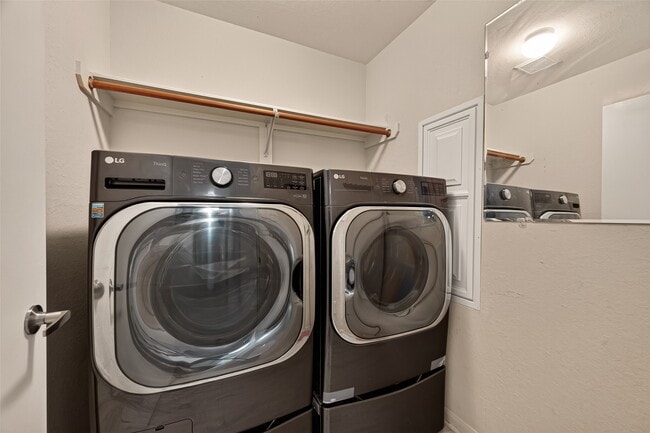 Building Photo - 13330 Belvedere Park Ct