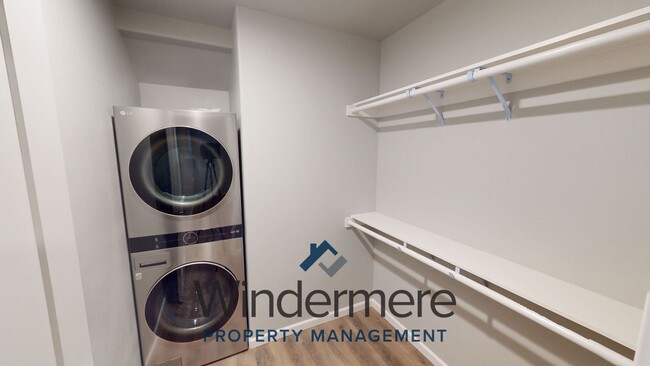 Photo - woodlawn705/707 Unit 705 Woodlawn Street