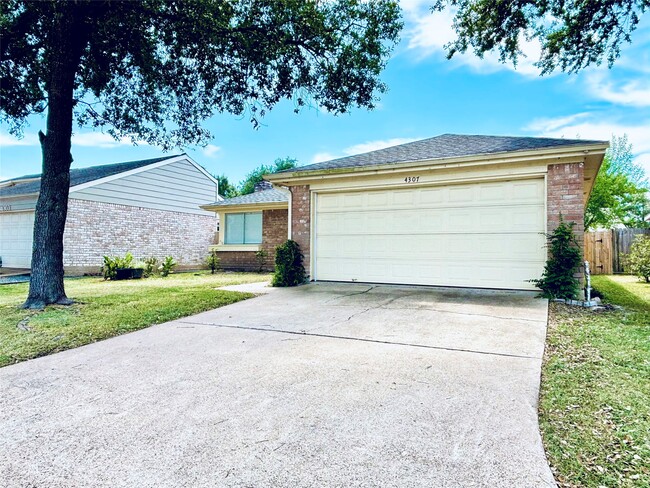 Photo - 4307 Eagle Fork Dr