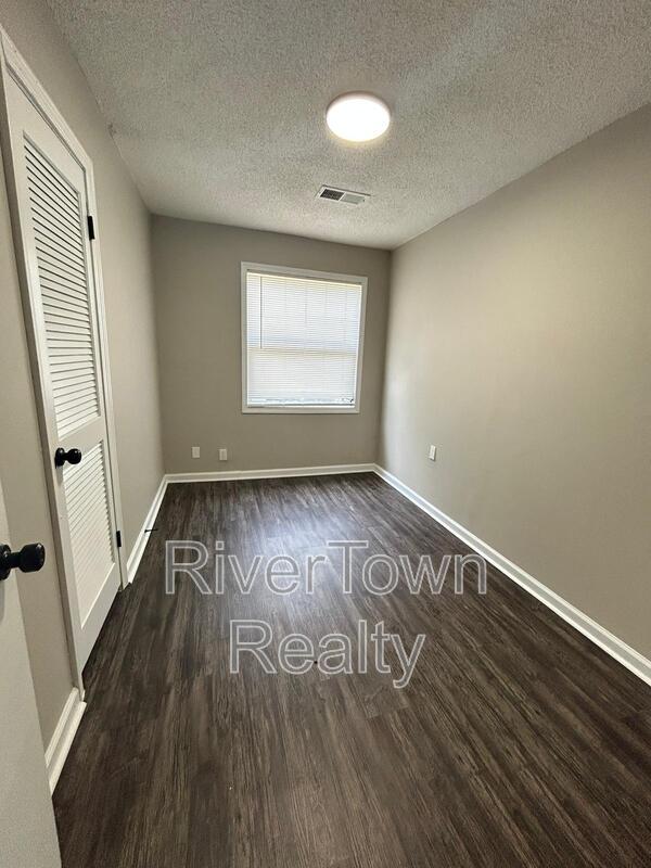 Photo - 3311 Baskin St