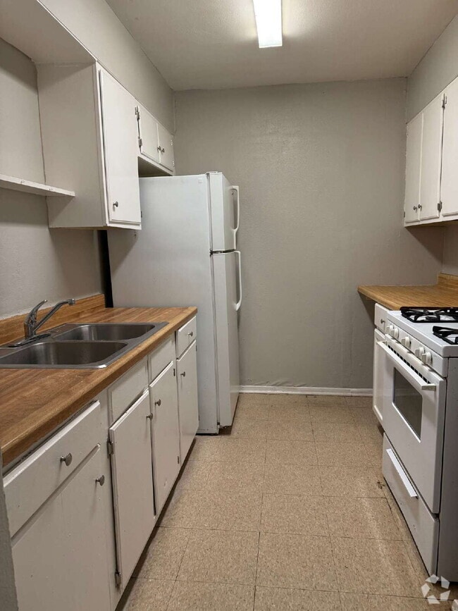 Building Photo - 604 Morningview Dr Rental
