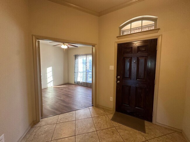 Photo - 3108 Tamarack Ln