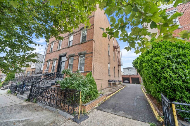 Photo - 88 Irving St Condo Unit 10