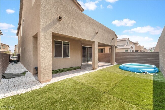 Building Photo - 6829 Stagehand Ave Rental