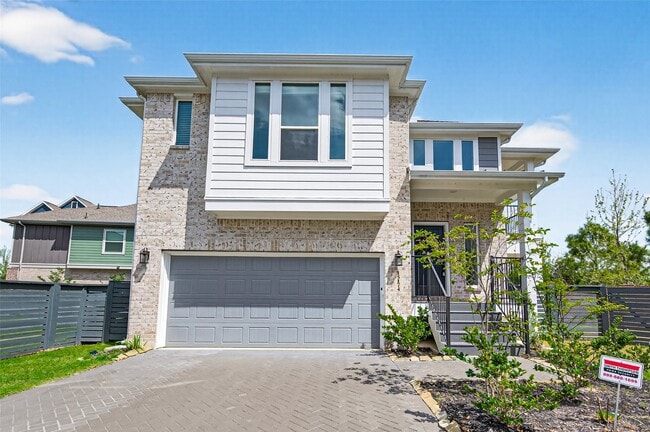 Building Photo - 15174 Post Oak Fls Dr