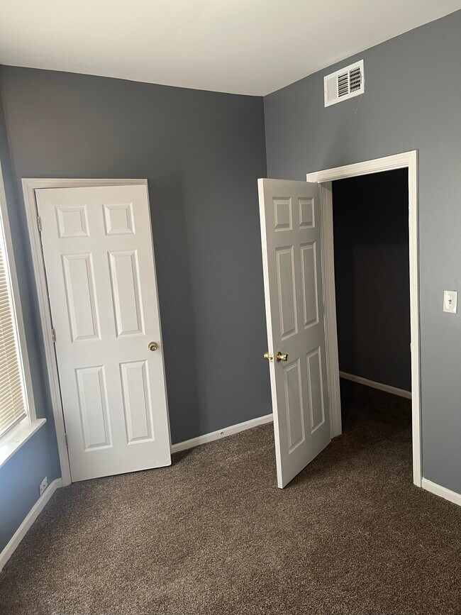 Photo - 6739 S Emerald Ave Unit #2