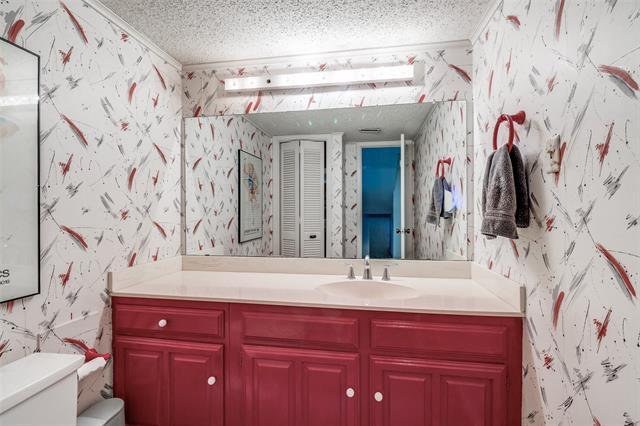 Photo - 12219 Montego Plaza