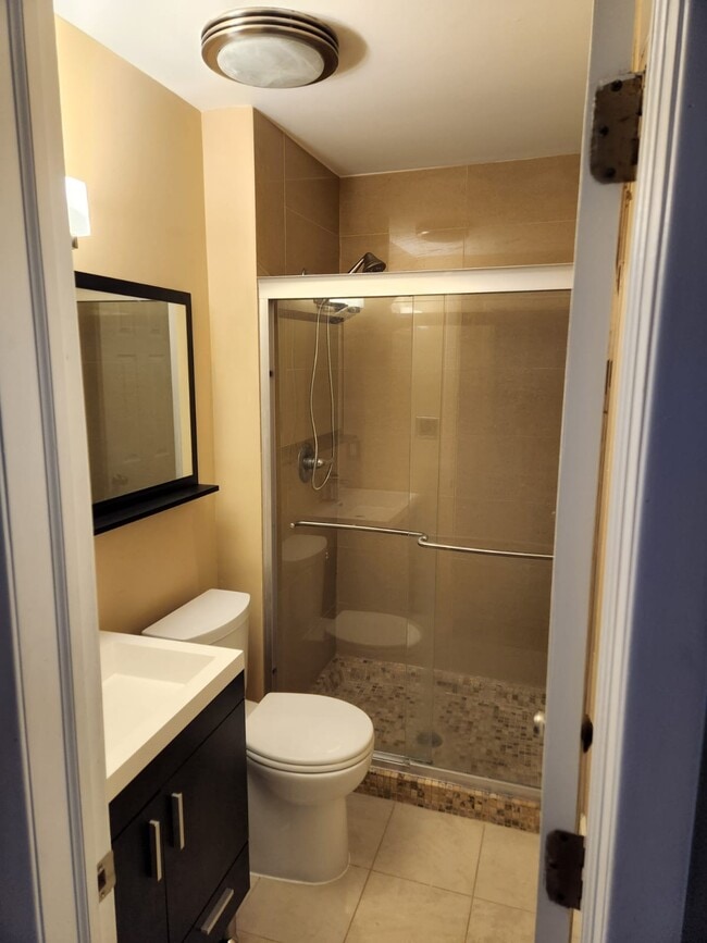 Building Photo - 295 Gemini Dr