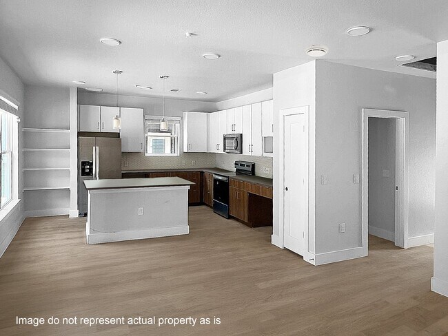 Photo - 2400 Montgomery Park Blvd