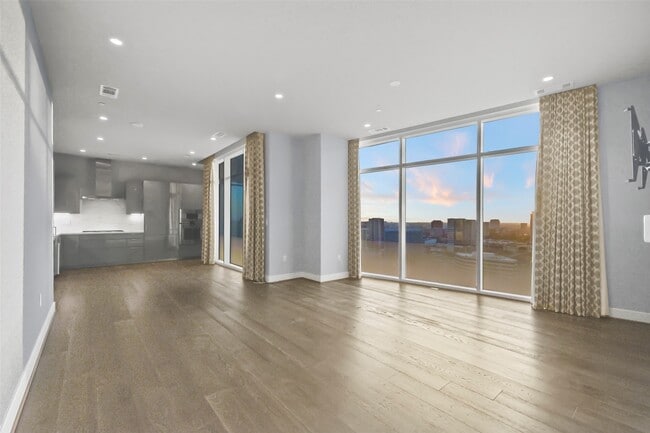 Building Photo - 4521 San Felipe St