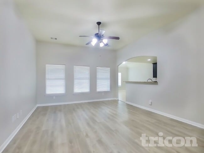 Photo - 27005 Wichita Ct