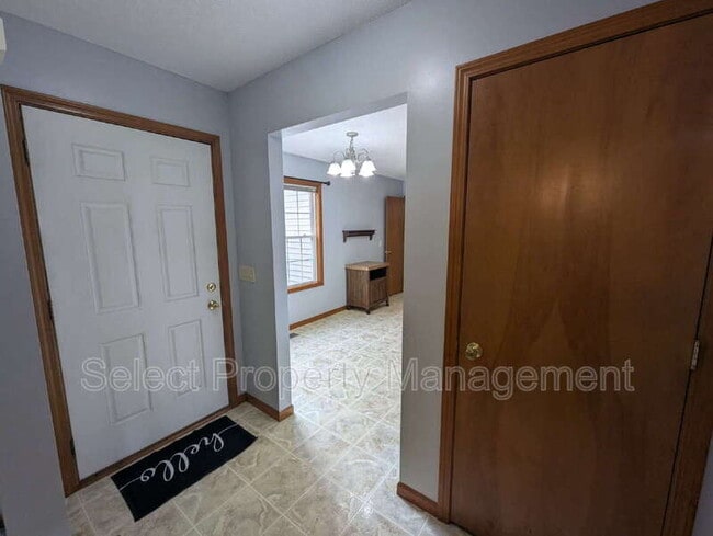 Photo - 5309 Myanna Ln