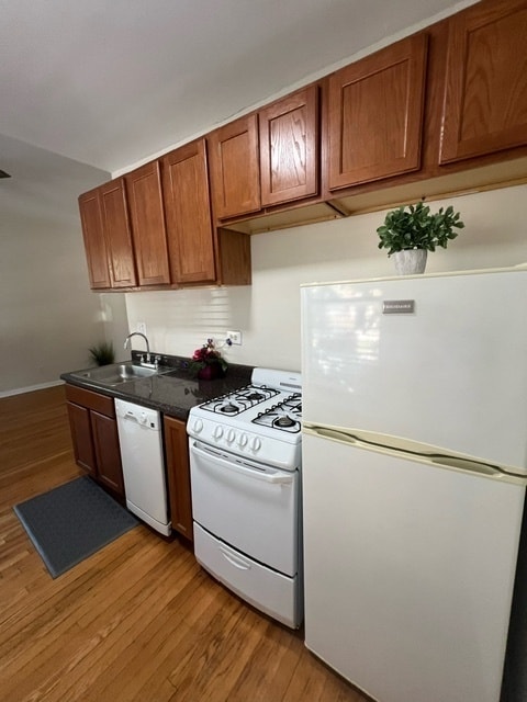 Photo - 917 W Waveland Ave Unit 1A