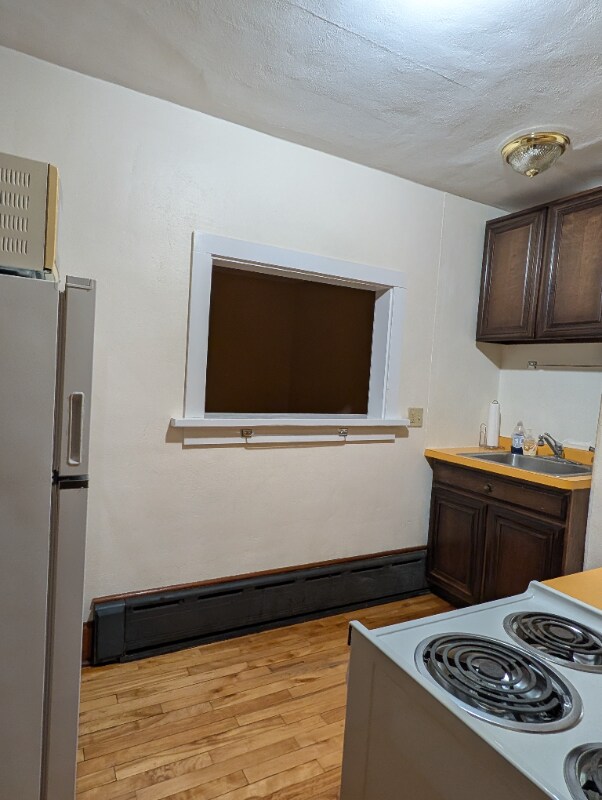 Photo - 1027 E Chapman St Unidad 2