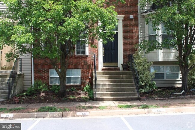 Building Photo - 14186 Hunters Run Way Rental