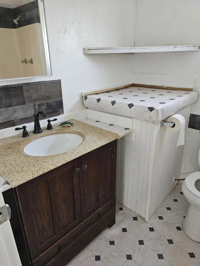 Photo - 15530 Mapletree Dr