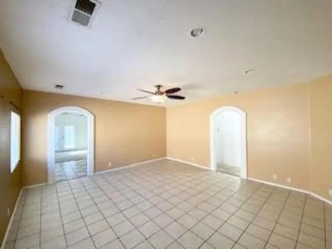 Photo - 7176 Husky Dr NE