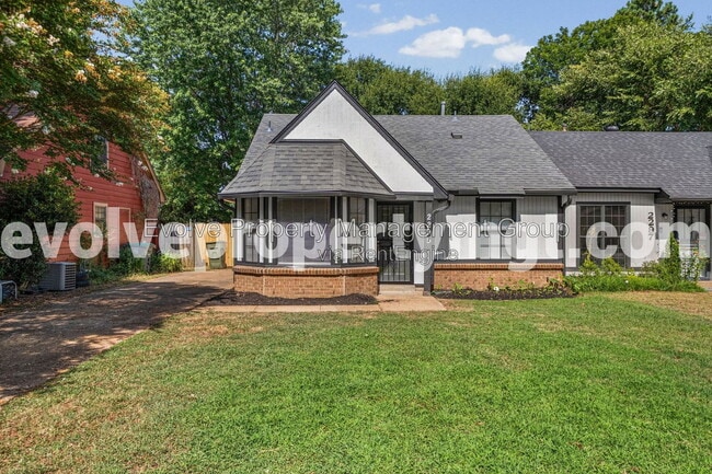 Building Photo - 2295 Belin Dr
