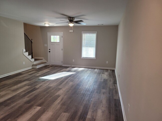 Photo - NEW CONSTRUCTION FOR RENT IN NEWNAN!