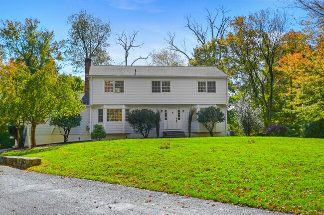 Photo - 17 Turkey Hill Cir