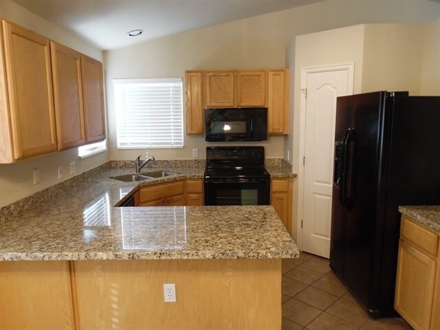 Photo - 6946 Decora Way