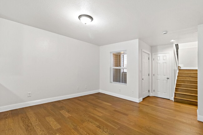 Building Photo - 2644 62nd Ave