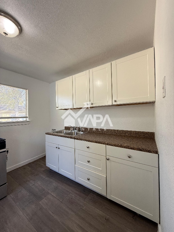 Photo - 135 E Burcham Ave