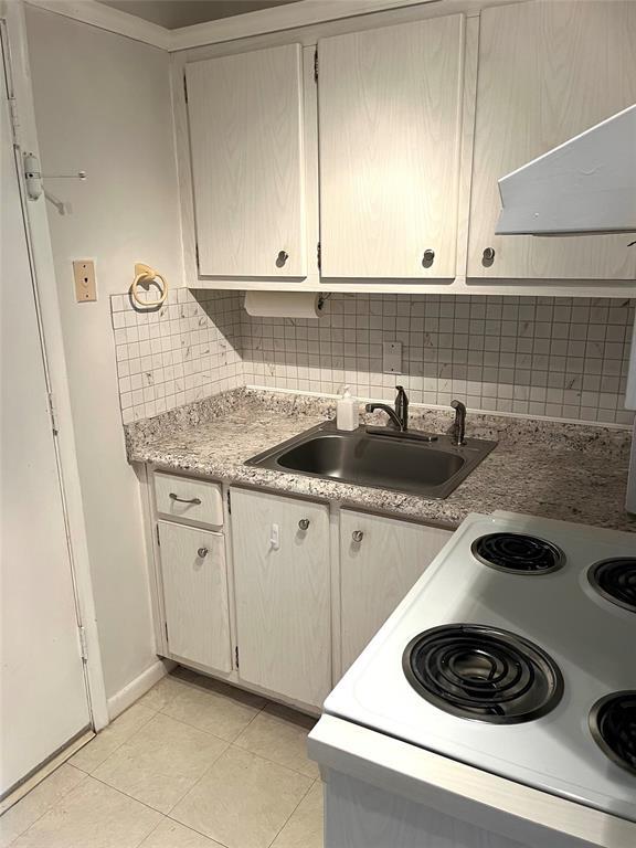 Photo - 1821 NE 62nd St Unit 327
