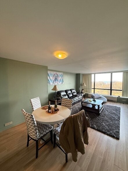 Photo - 5415 N Sheridan Rd Unit 504