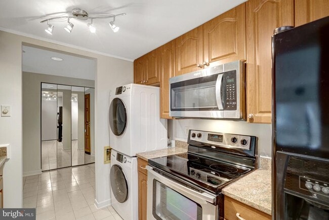 Photo - 1530 Key Blvd Unit 307