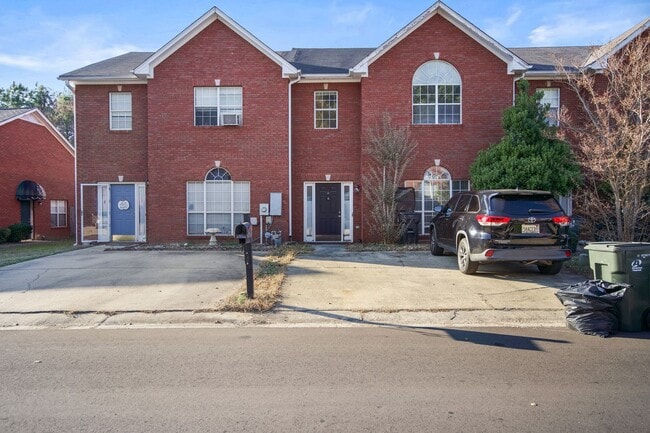 Photo - 4 Bedroom 2 Bath Townhouse in Pelham